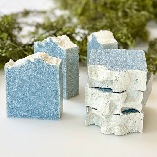 Salty Blue | Cedarwood, Spearmint, Lemongrass, Grapefruit