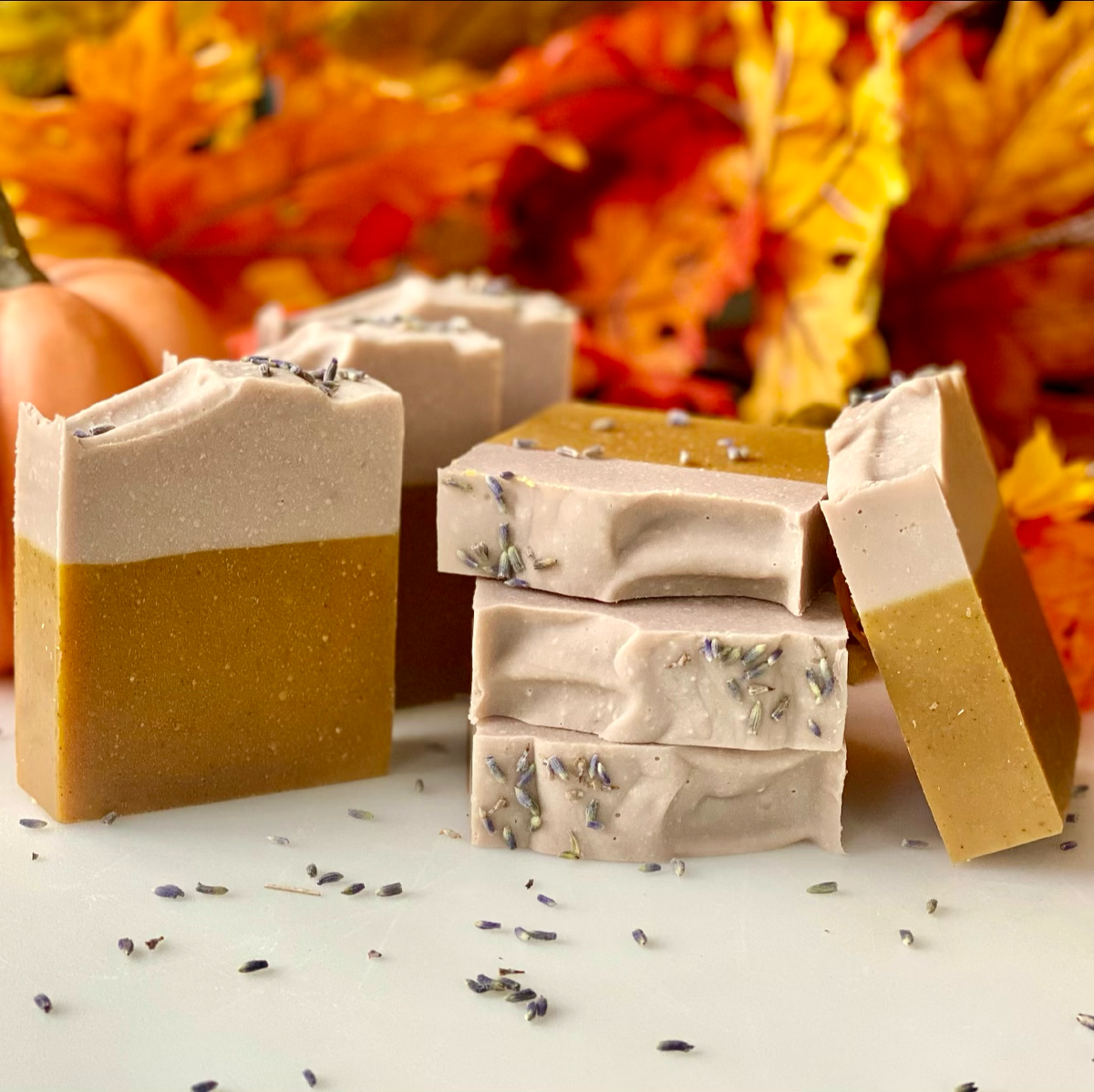 Pumpkin Lavender | Bergamot • Clove • Patchouli • Cinnamon • Lavender • Vanilla
