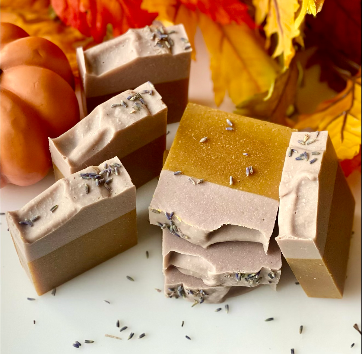 Pumpkin Lavender | Bergamot • Clove • Patchouli • Cinnamon • Lavender • Vanilla