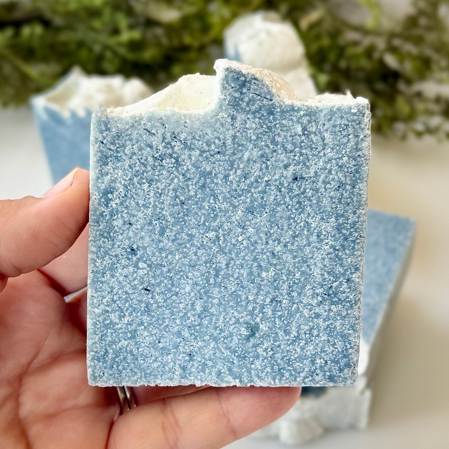 Salty Blue | Cedarwood, Spearmint, Lemongrass, Grapefruit
