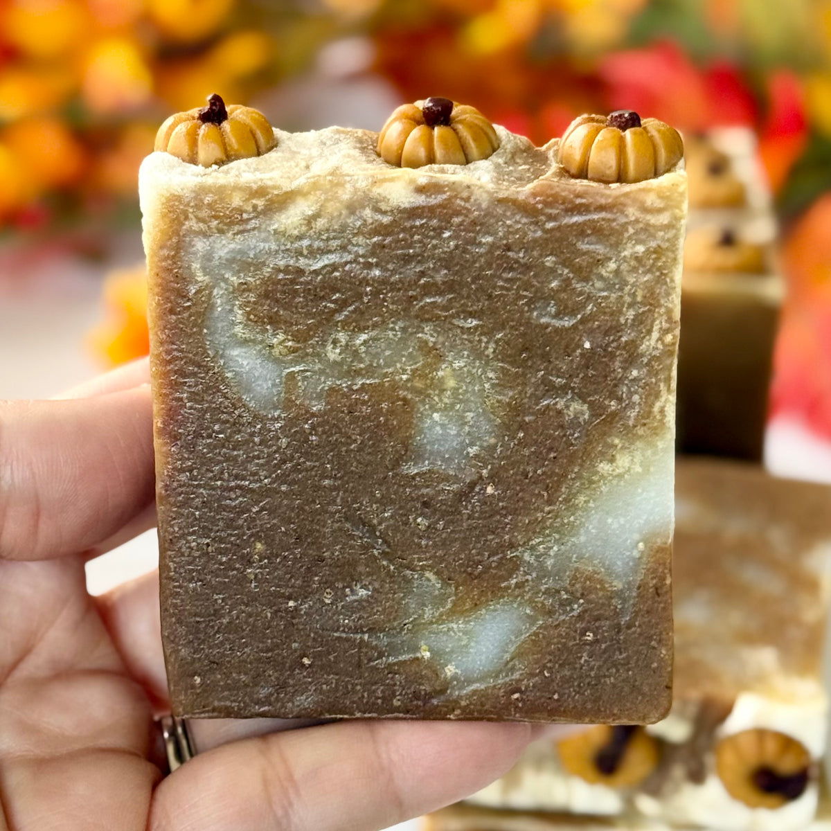Pumpkin Swirl | Sandalwood • Copaiba • Cardamom • Ylang Ylang • Vanilla