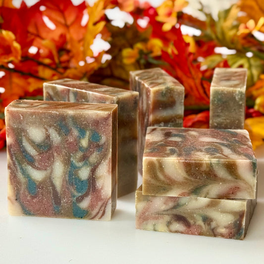 ‘BER Season | Sweet orange • Cedarwood • Copaiba • Fir needle • Cardamom • Cinnamon • Vanilla